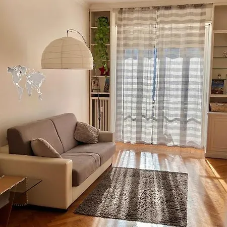 Trilocale Parco Del Valentino Διαμέρισμα *